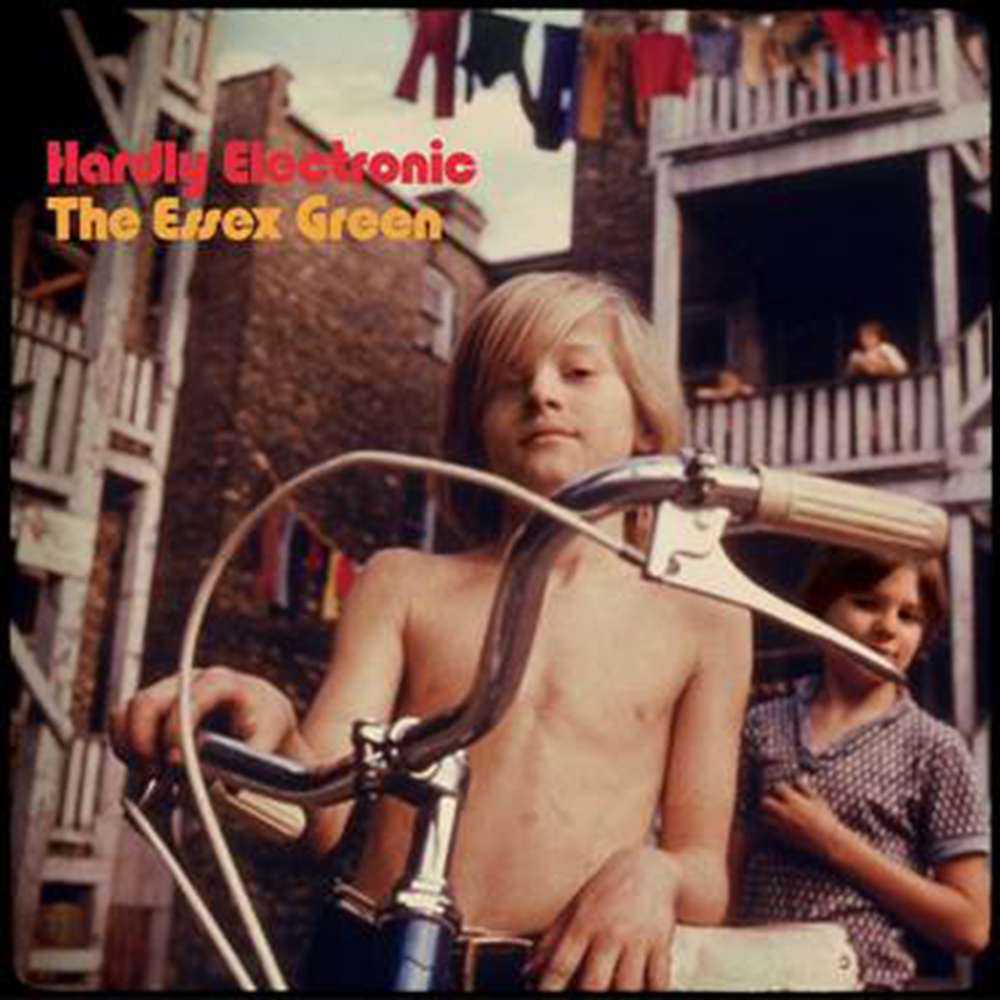 エセックス・グリーン、12年振りとなるアルバム『ハードリー・エレクトロニック』をリリース