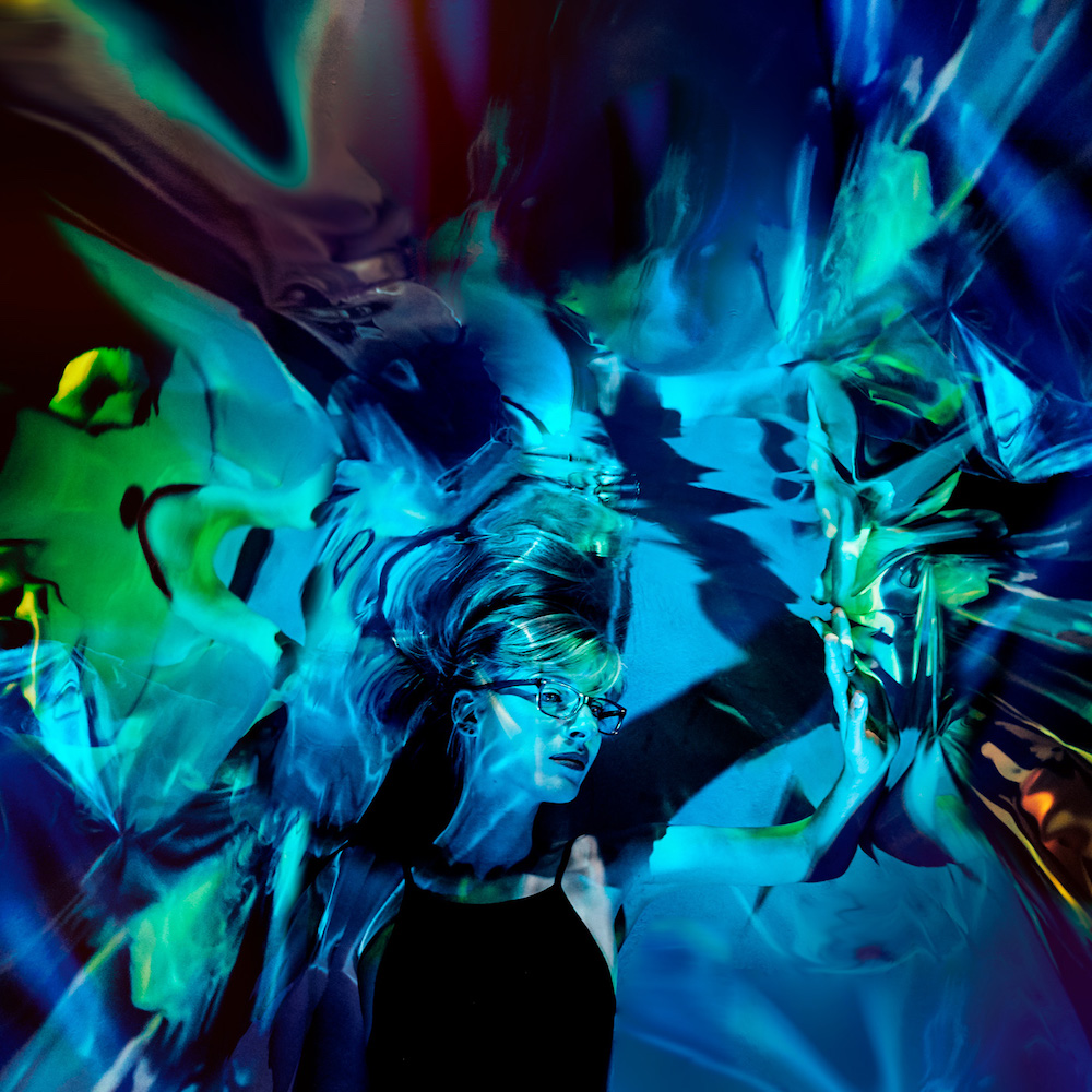 ケリー・モーランが〈WARP〉からはデビューアルバムとなる『Ultraviolet』のリリースをアナウンス