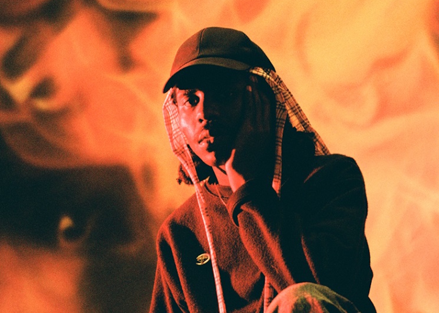 ブラッド・オレンジがエイサップ・ロッキーも出演する「Chewing Gum」のMVを公開 洋楽情報・来日アーティスト・セレブファッション