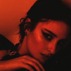 BANKS、ニューEP『Live and Stripped』をリリース