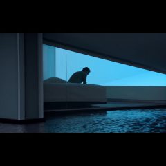 トロイ・シヴァン、新曲「Easy」のミュージック・ビデオを公開