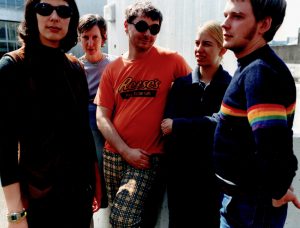 ステレオラブが23年振りにシングル集シリーズの最新作を 2月26日にリリース