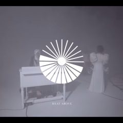 グレタ・ヴァン・フリート、最新曲「ヒート・アバヴ」のミュージック・ビデオを公開